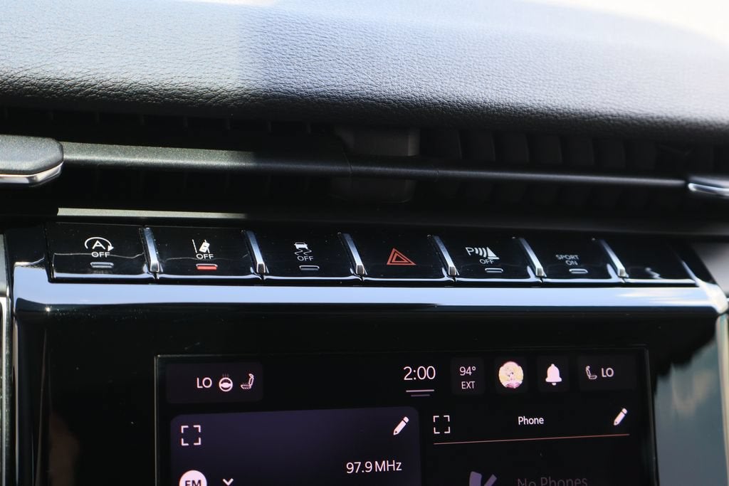 2023 Jeep Grand Cherokee Laredo 4x2