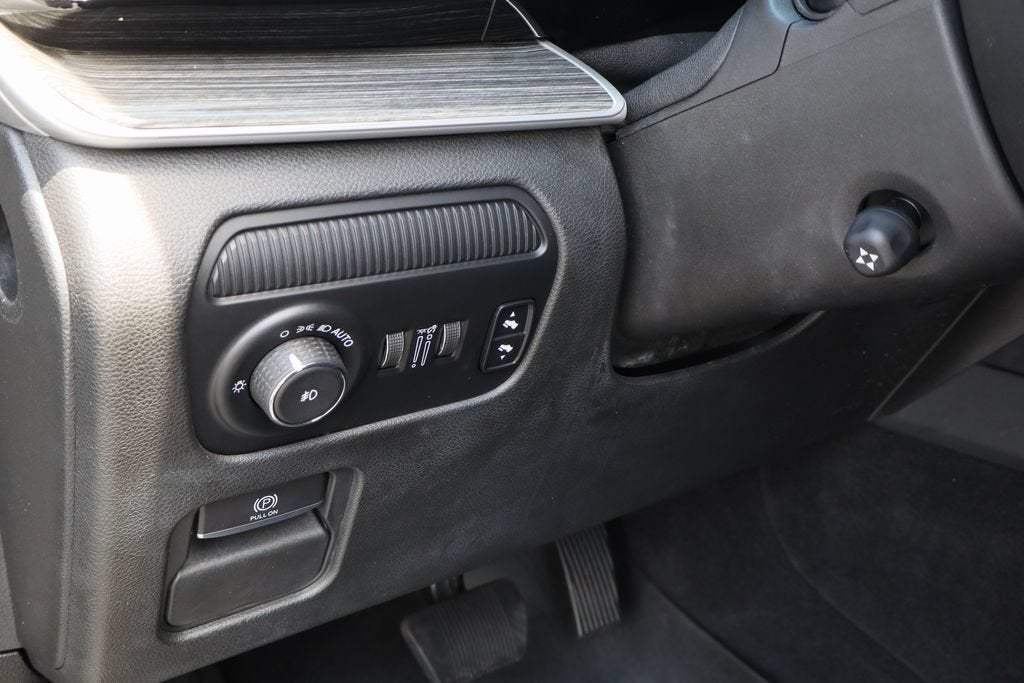2022 Jeep Wagoneer Series III 4x2