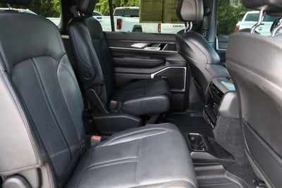 2022 Jeep Wagoneer Series III 4x2