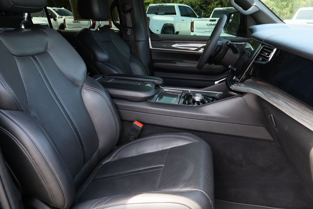 2022 Jeep Wagoneer Series III 4x2
