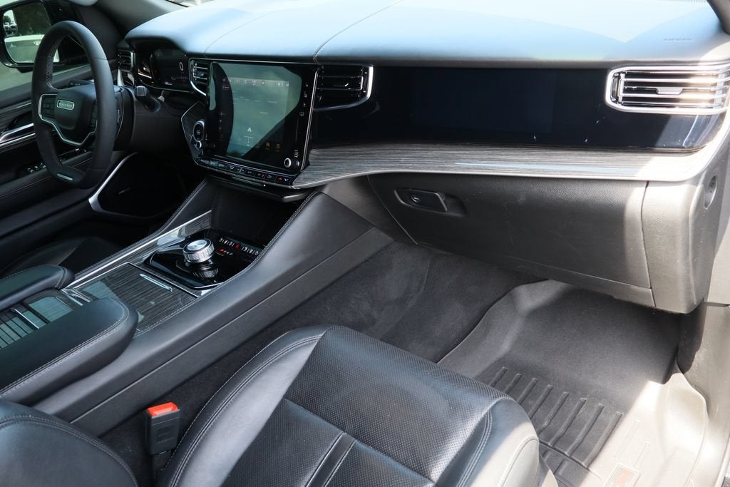 2022 Jeep Wagoneer Series III 4x2