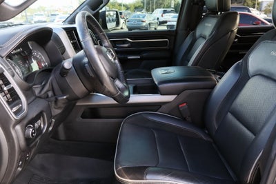 2020 RAM 1500 Laramie Crew Cab 4x4 5'7" Box