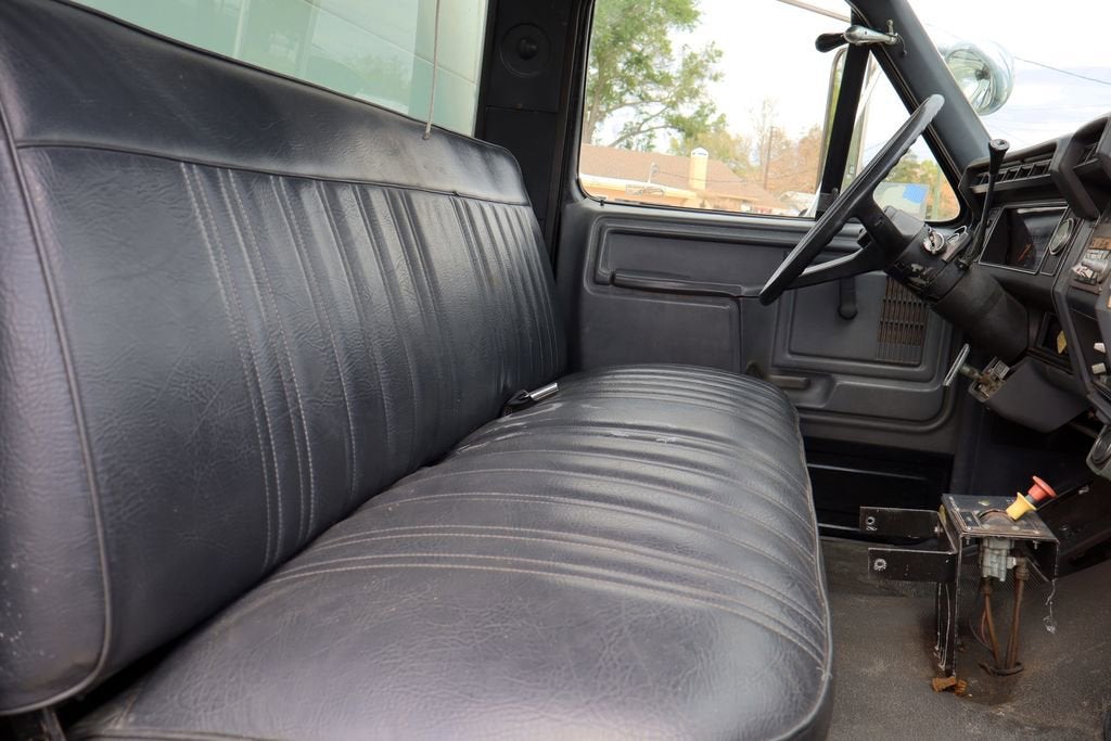 1987 Ford FMC PUMP TRUCK Base
