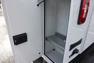 2025 GMC Savana Cutaway 3500 1WT