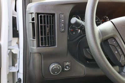 2025 GMC Savana Cutaway 3500 1WT
