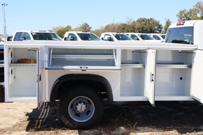 2026 GMC Sierra 3500 HD Chassis Cab Pro