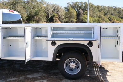 2026 GMC Sierra 3500 HD Chassis Cab Pro