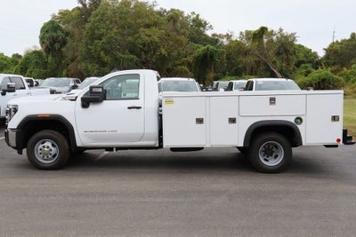 2026 GMC Sierra 3500 HD Chassis Cab Pro