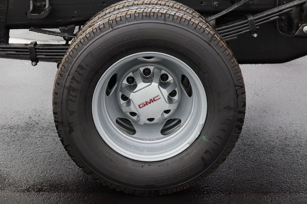 2026 GMC Sierra 3500 HD Chassis Cab Pro