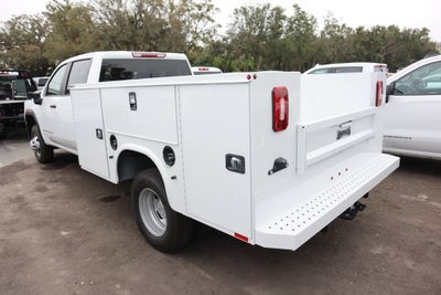 2025 GMC Sierra 3500 HD Chassis Cab Pro