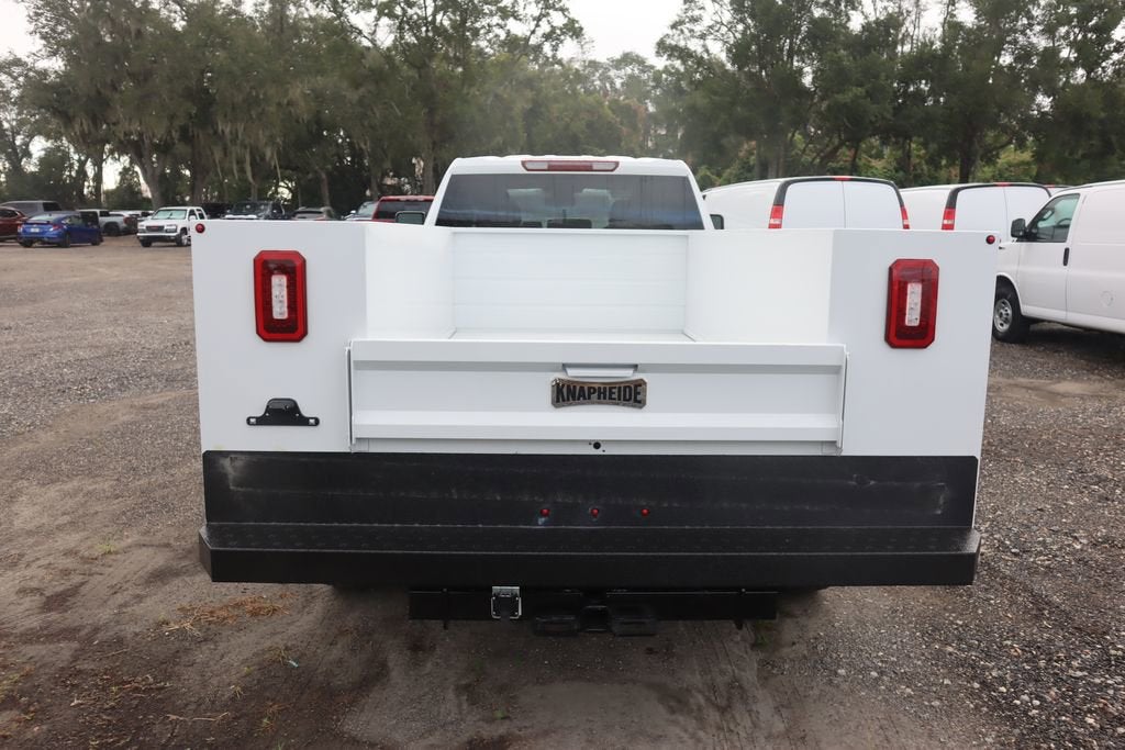 2025 GMC Sierra 3500 HD Chassis Cab Pro