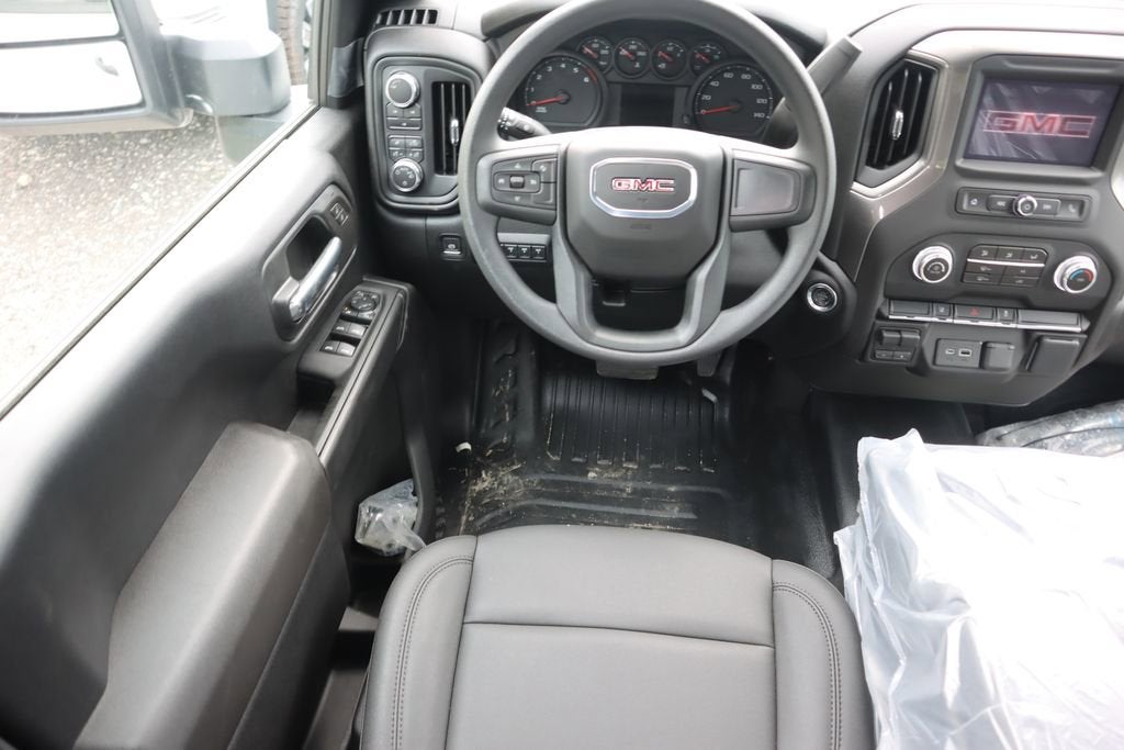 2025 GMC Sierra 3500 HD Chassis Cab Pro