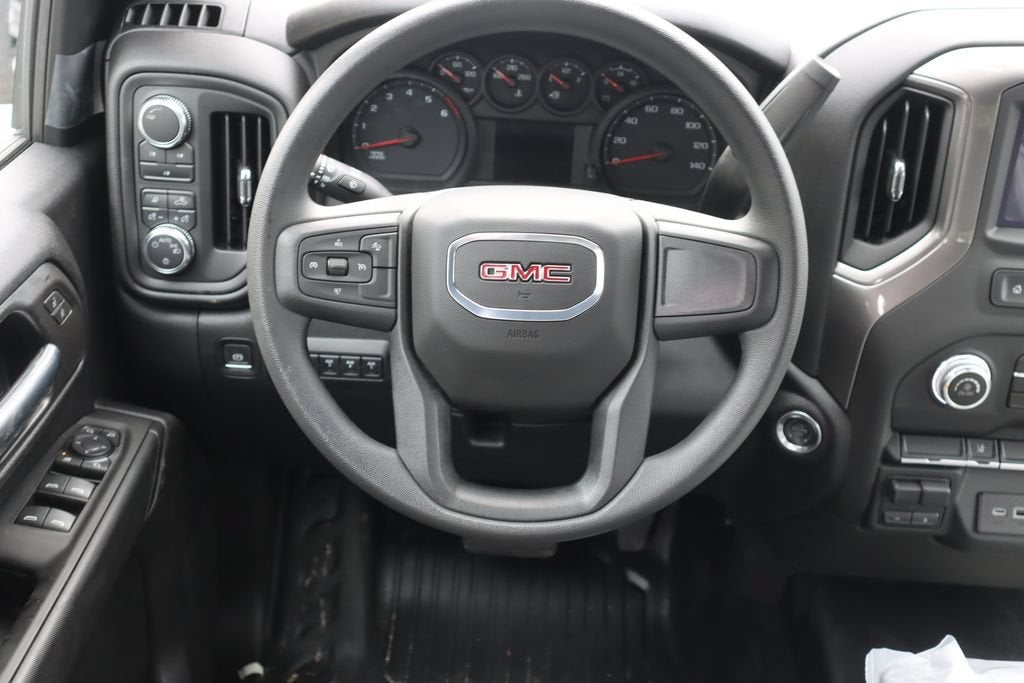 2025 GMC Sierra 3500 HD Chassis Cab Pro