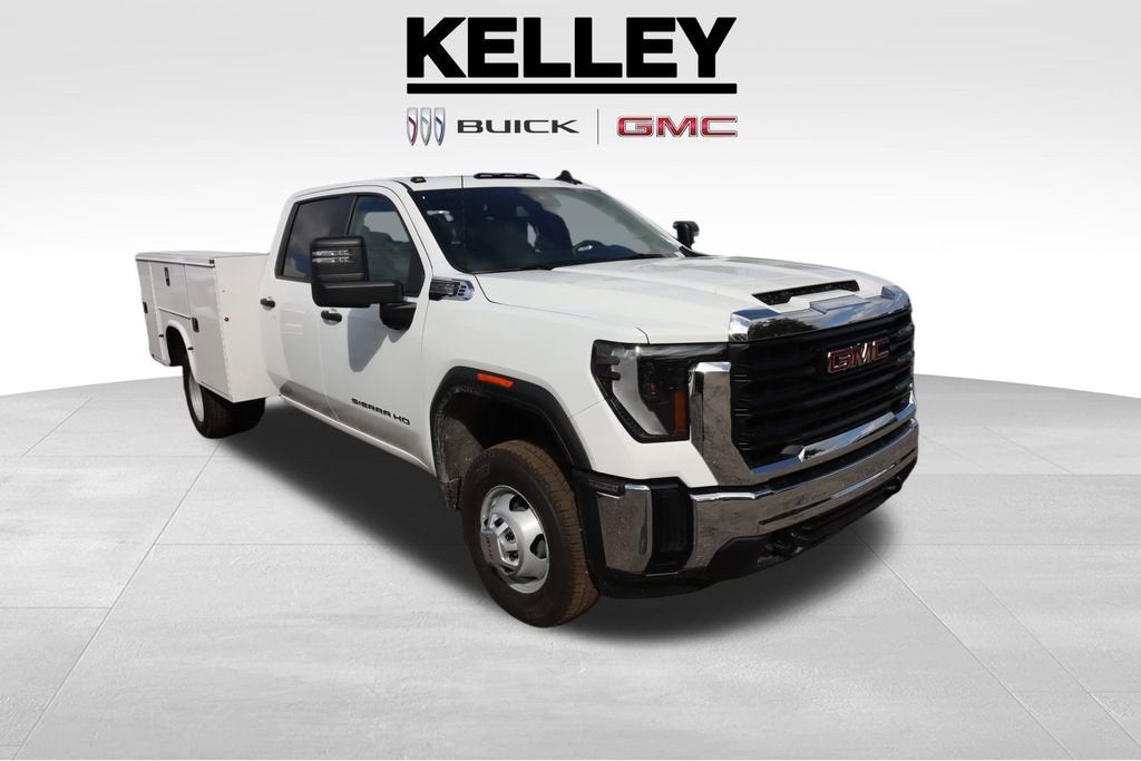 2025 GMC Sierra 3500 HD Chassis Cab Pro