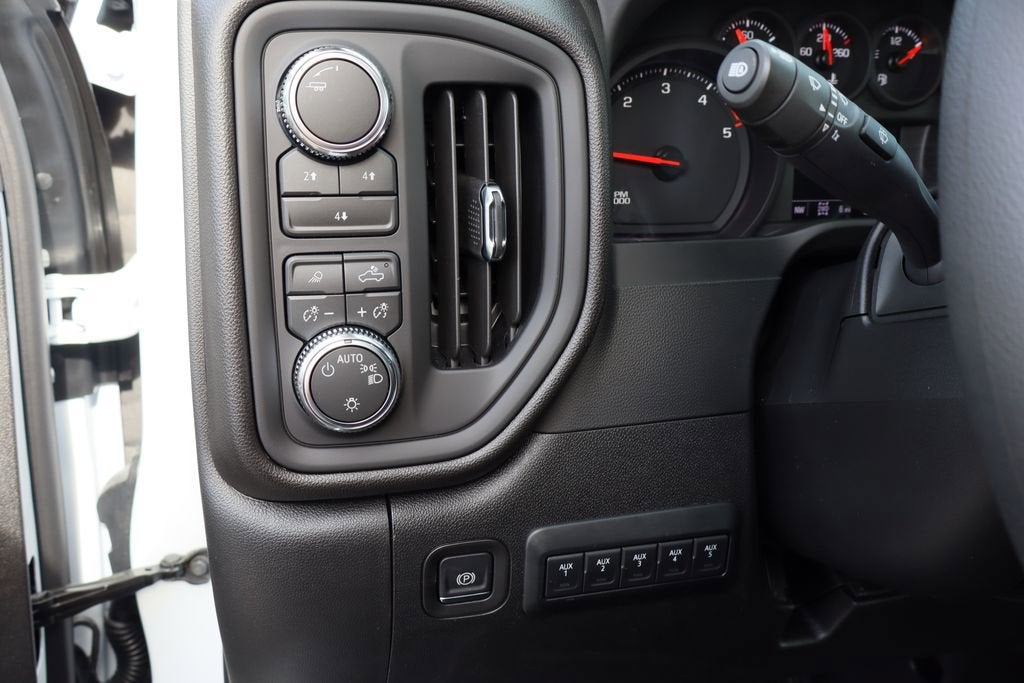 2026 GMC Sierra 3500 HD Chassis Cab Pro