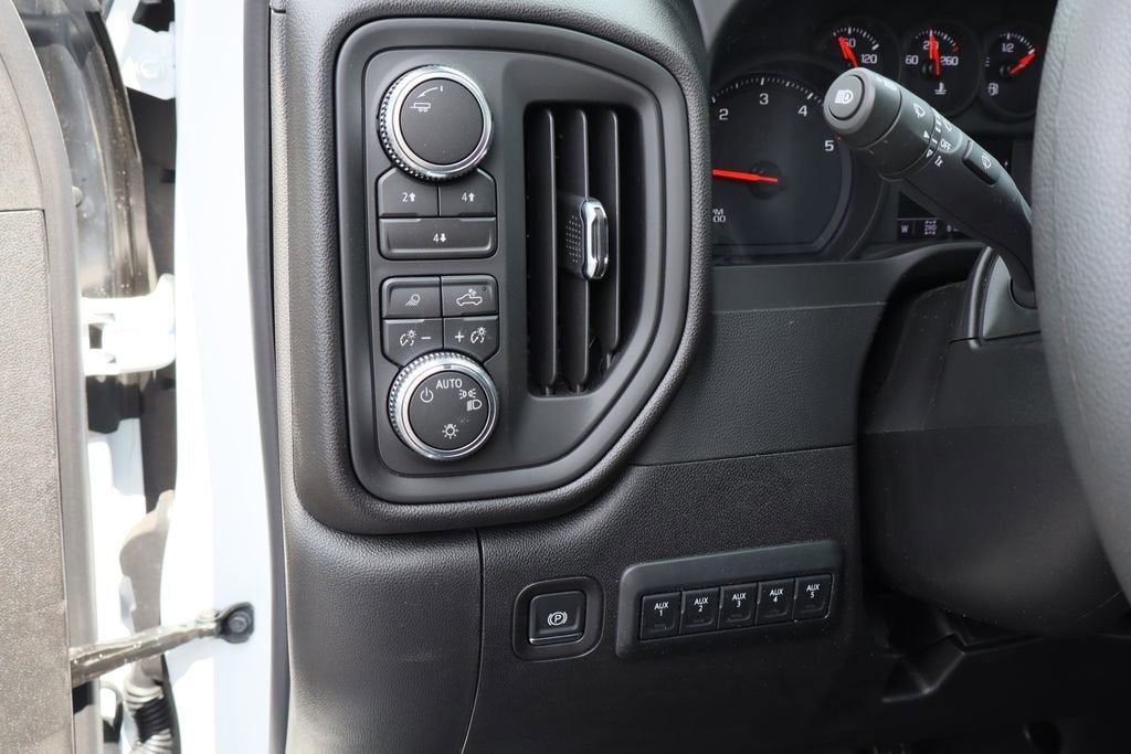 2026 GMC Sierra 3500 HD Chassis Cab Pro