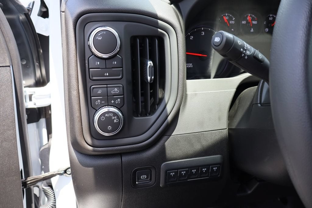 2026 GMC Sierra 3500 HD Chassis Cab Pro