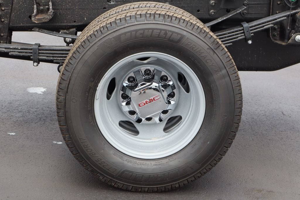 2026 GMC Sierra 3500 HD Chassis Cab SLE