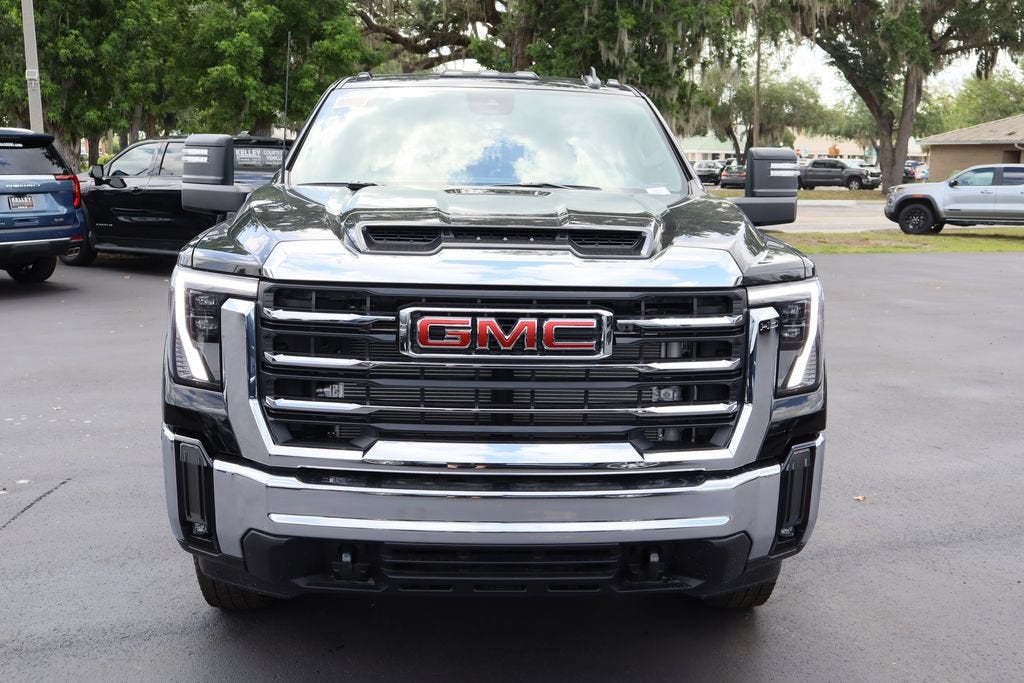 2026 GMC Sierra 3500 HD Chassis Cab SLE