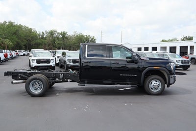 2026 GMC Sierra 3500 HD Chassis Cab SLE