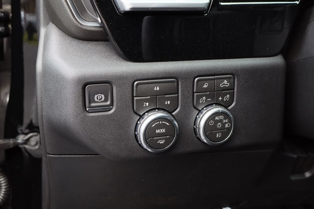 2026 GMC Sierra 3500 HD Chassis Cab SLE