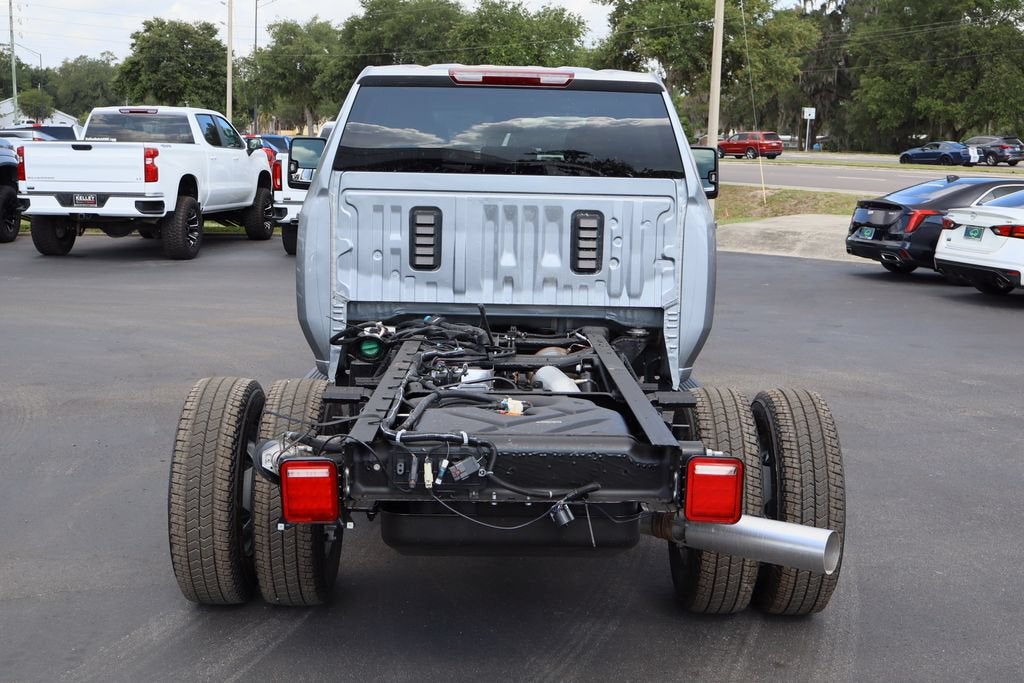 2026 GMC Sierra 3500 HD Chassis Cab SLE