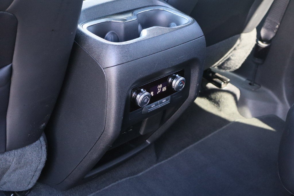 2026 GMC Acadia Elevation - Photo 23