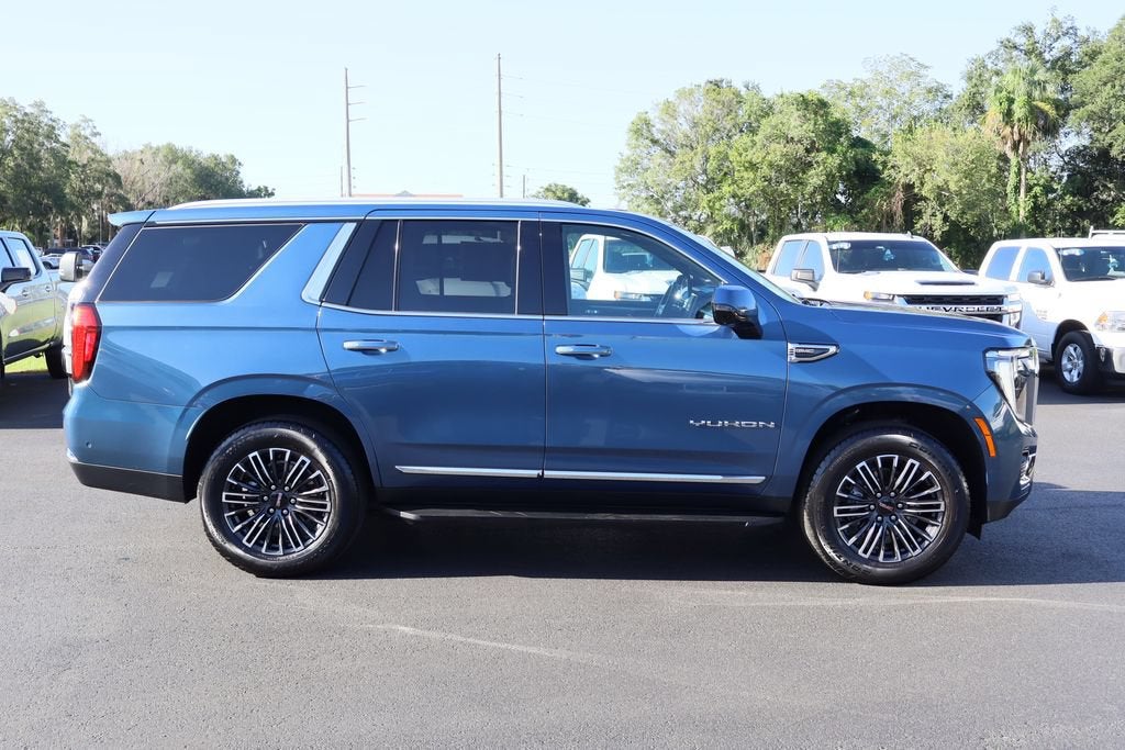 2025 GMC Yukon Elevation