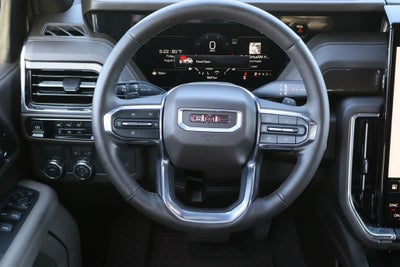 2025 GMC Yukon Elevation