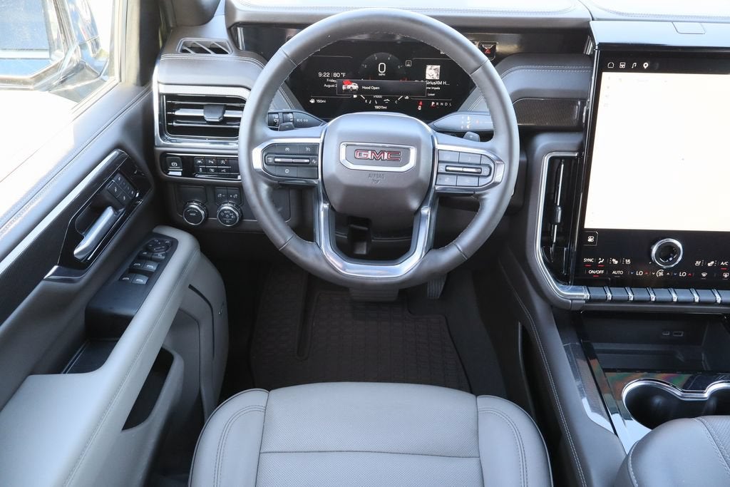 2025 GMC Yukon Elevation