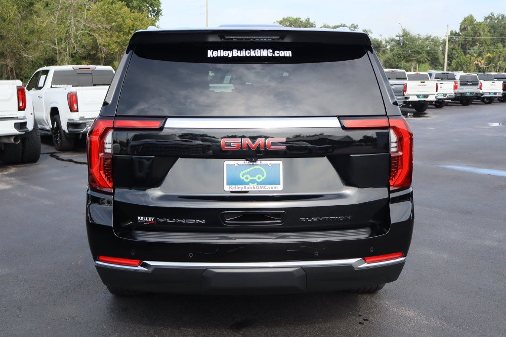 2025 GMC Yukon Elevation