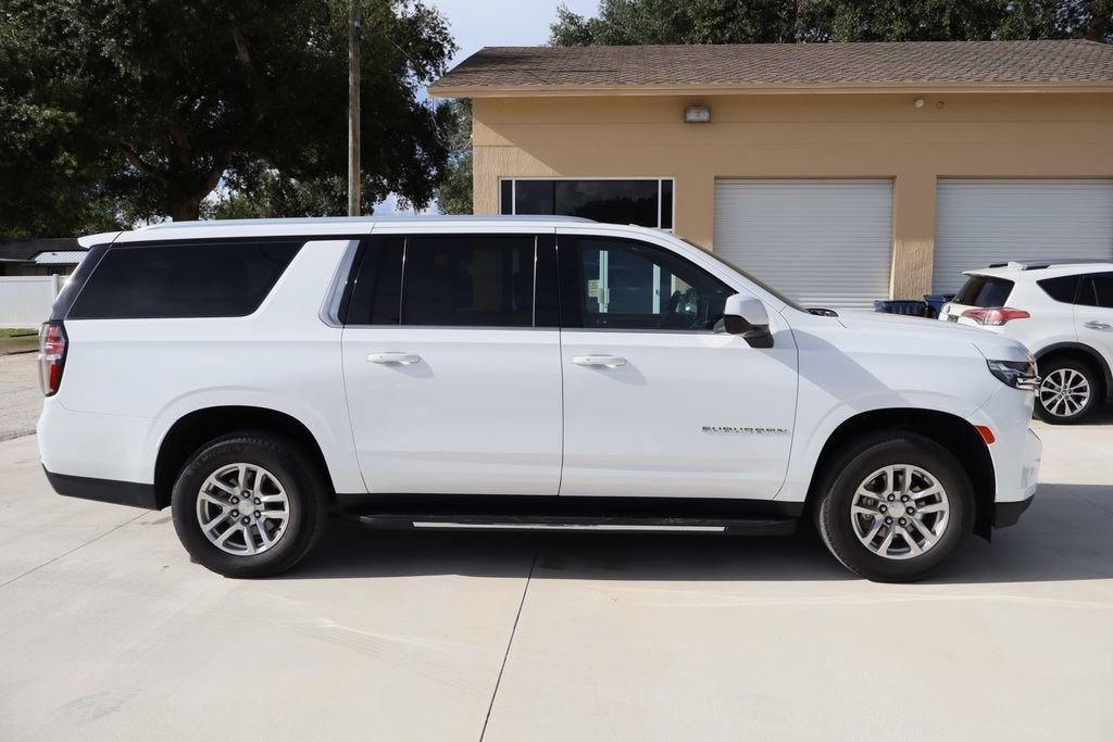 2024 Chevrolet Suburban LT