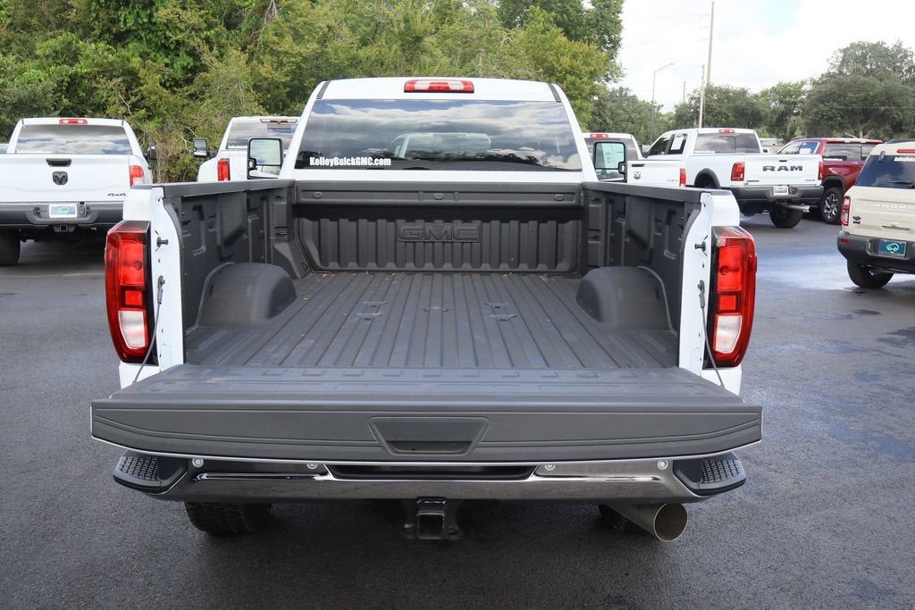 2026 GMC Sierra 3500HD SLE - Photo 7