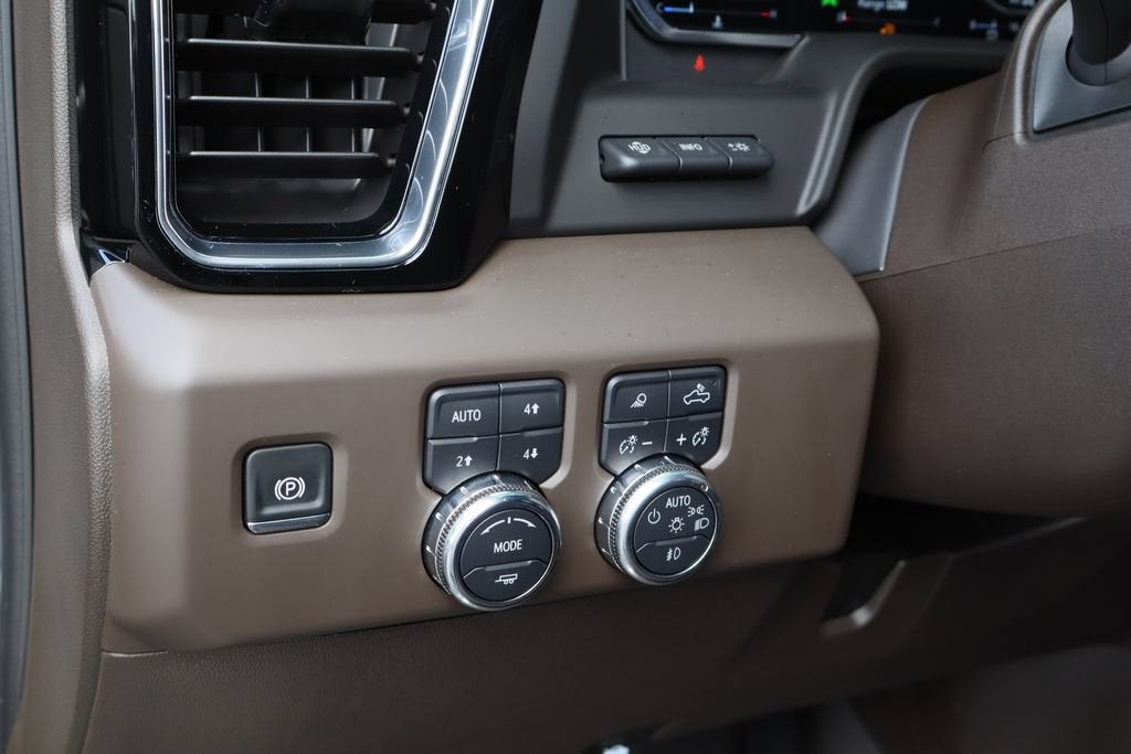 2025 GMC Sierra 2500 HD Denali