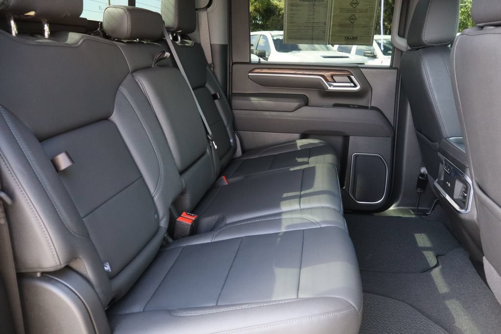 2025 GMC Sierra 3500 HD SLT