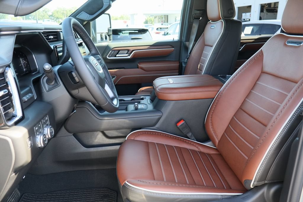2026 GMC Sierra 3500 HD Denali Ultimate DRW