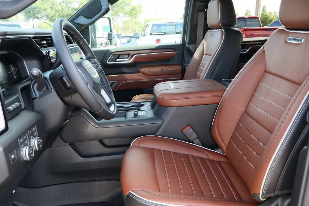 2026 GMC Sierra 3500 HD Denali Ultimate DRW
