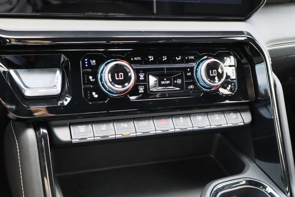 2025 GMC Sierra 2500HD AT4X - Photo 19