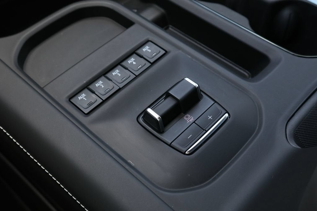 2025 GMC Sierra 2500HD AT4X - Photo 20
