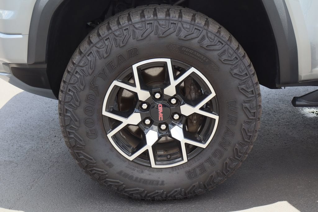 2024 GMC Canyon AT4X