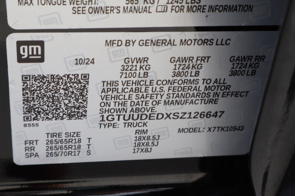 2025 GMC Sierra 1500 SLT