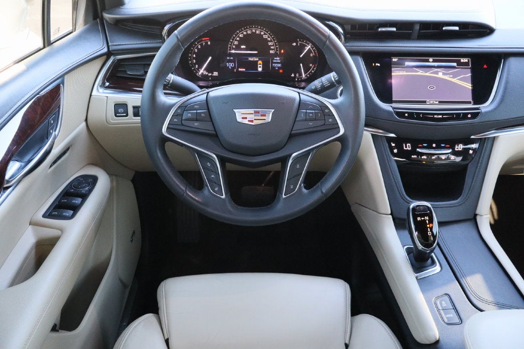 2017 Cadillac XT5 Premium Luxury FWD