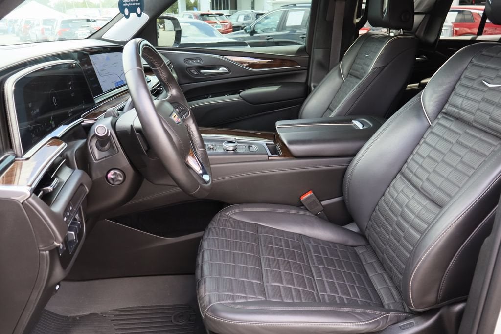 2023 Cadillac Escalade ESV Sport Platinum