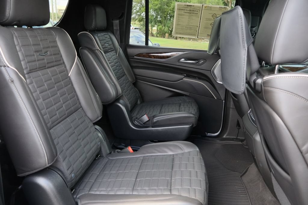 2023 Cadillac Escalade ESV Sport Platinum