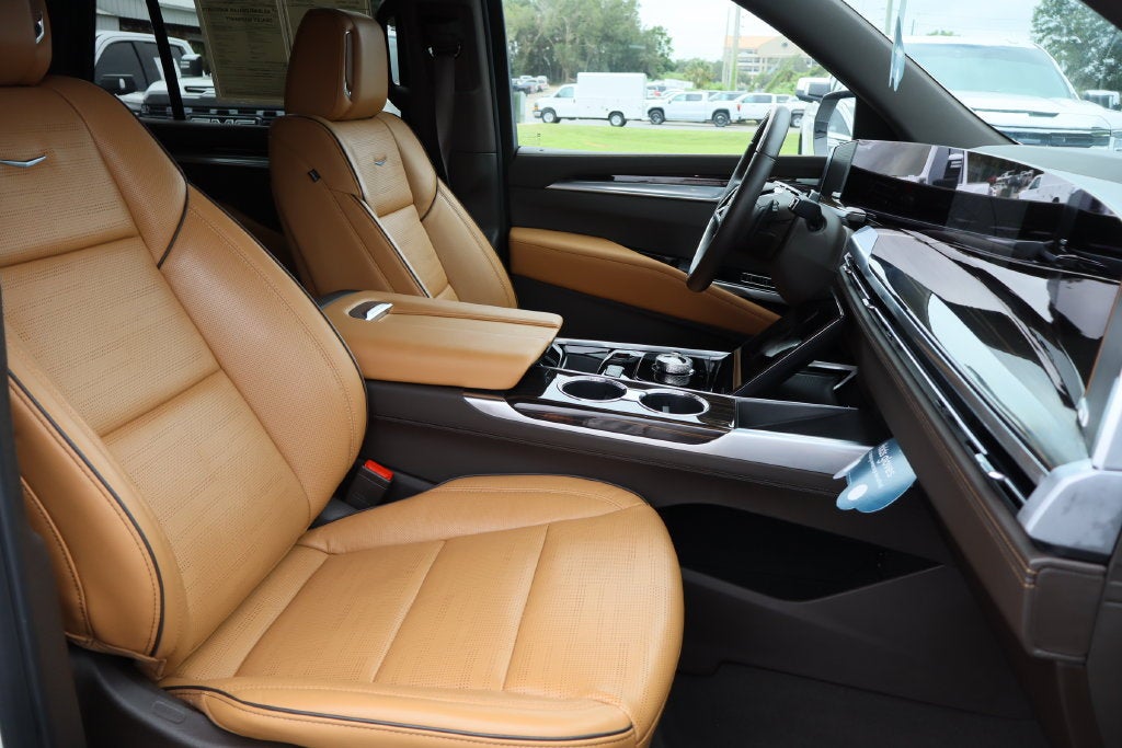 2025 Cadillac Escalade Premium Luxury