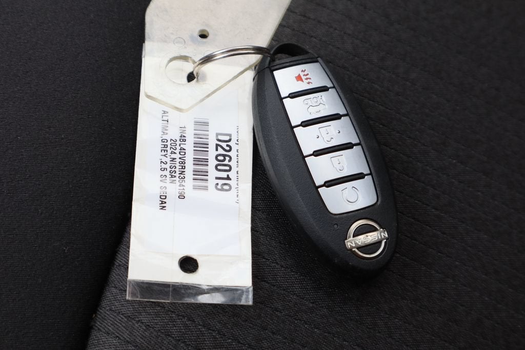 2024 Nissan Altima 2.5 SV