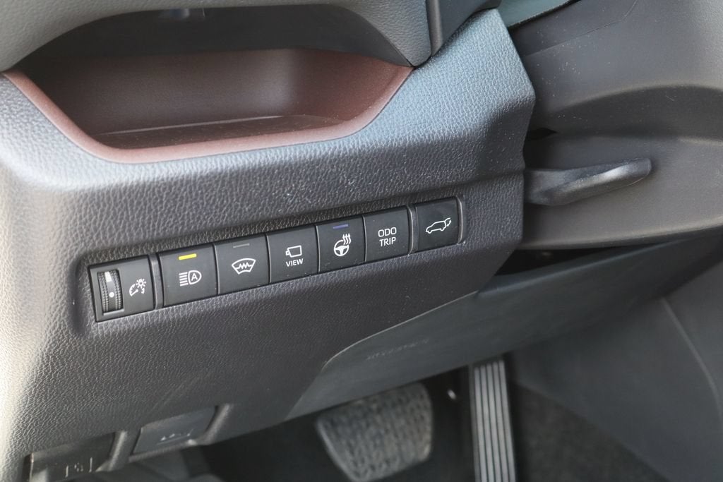 2025 Toyota RAV4 Limited - Photo 12