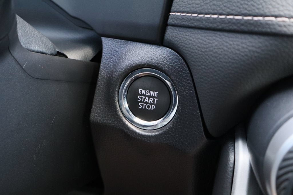 2025 Toyota RAV4 Limited - Photo 18