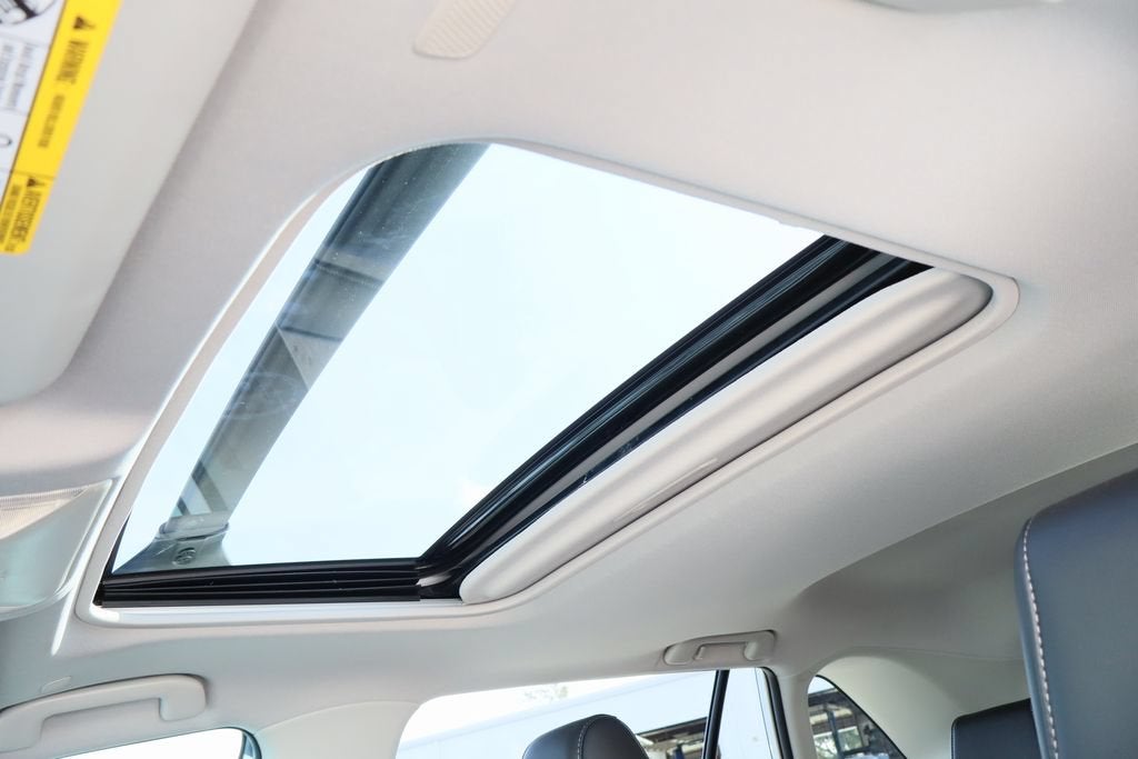 2025 Toyota RAV4 Limited - Photo 23