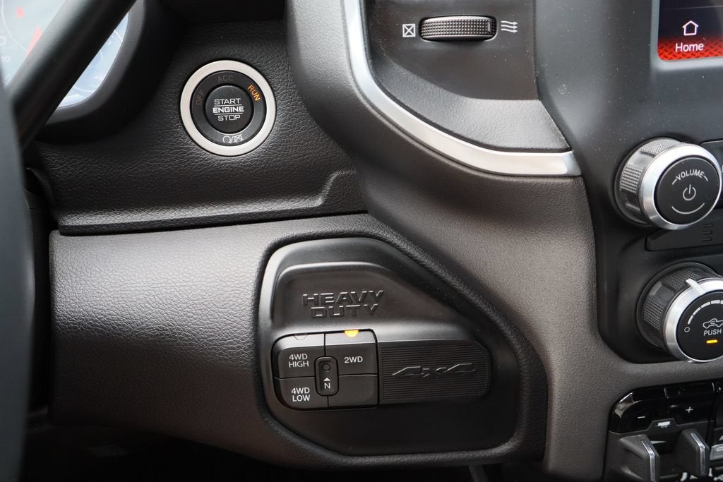 2023 RAM 3500 Big Horn Crew Cab 4x4 6'4" Box